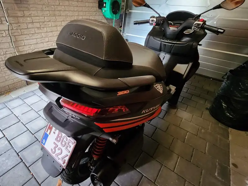 Piaggio MP3 350 - foto 2