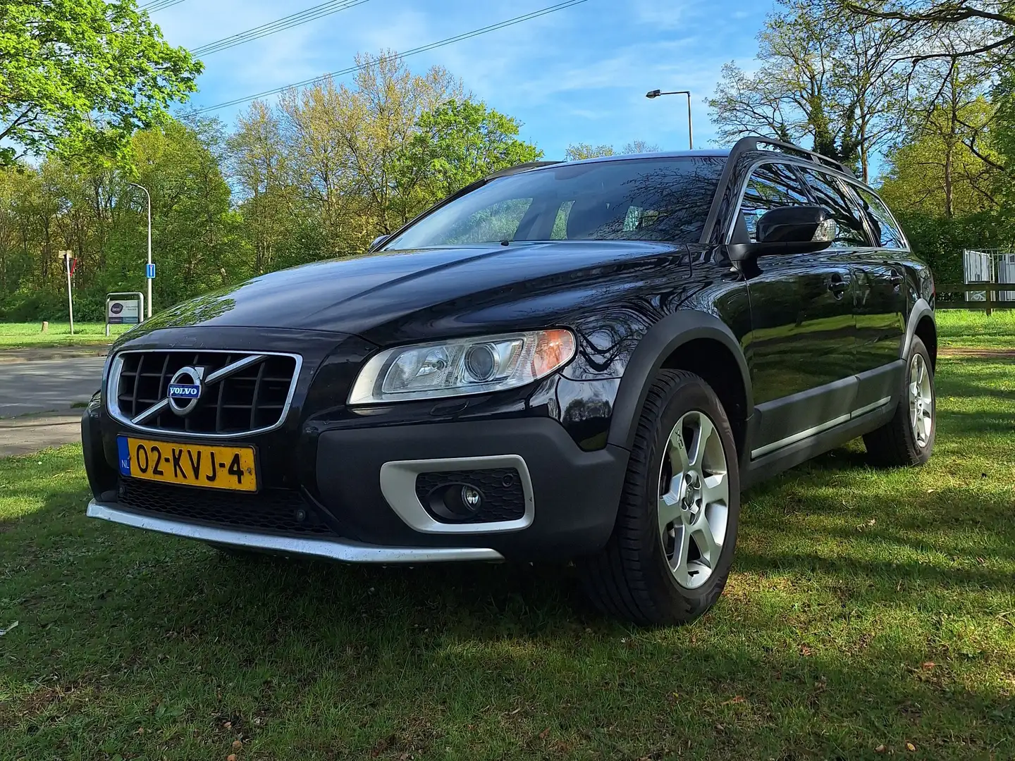 Volvo XC70 XC70 2.4D Momentum Negro - 2