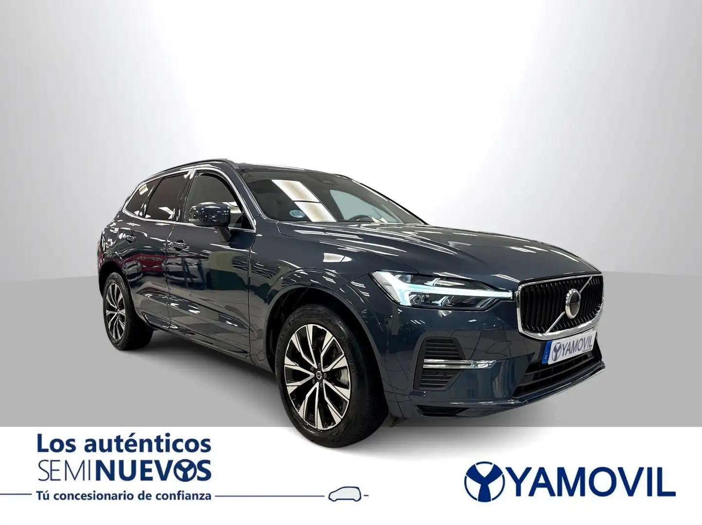 Volvo XC60 B4 Core AWD Aut. Blau - 2