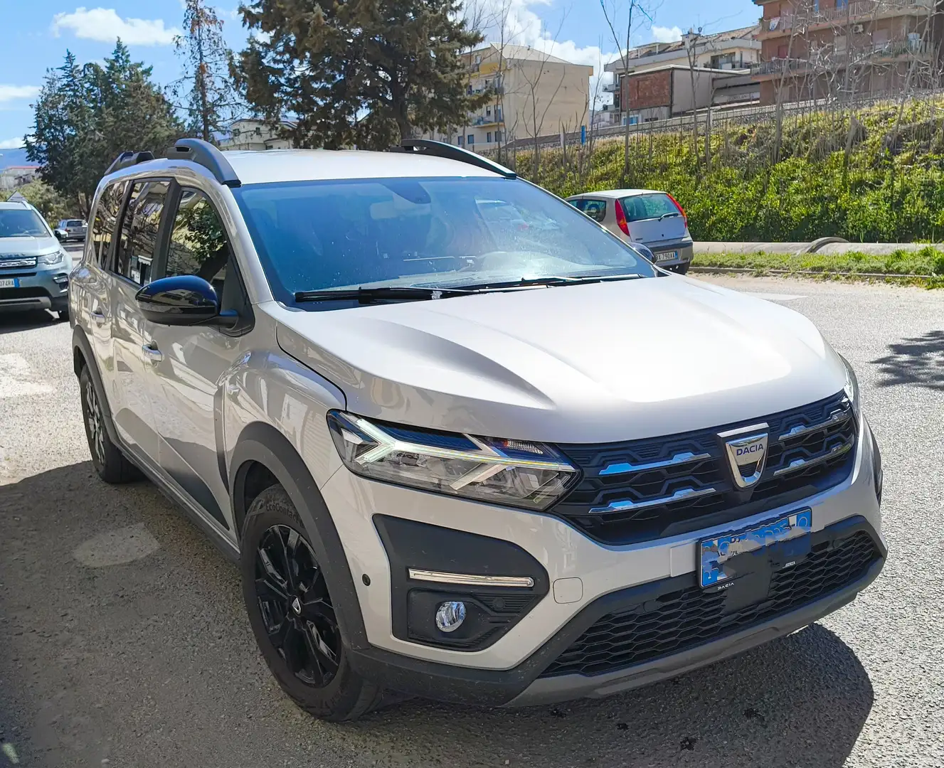 Dacia Jogger Jogger 1.0 tce, Extreme UP, Gpl 100cv, 7Posti, Silver - 1