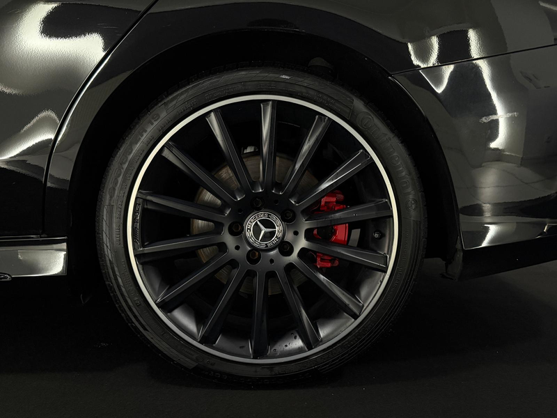 Mercedes-Benz C 220 d T 9G AMG-LINE*DESIGNO*PANO*CARBON*AMBIE* — photo 13