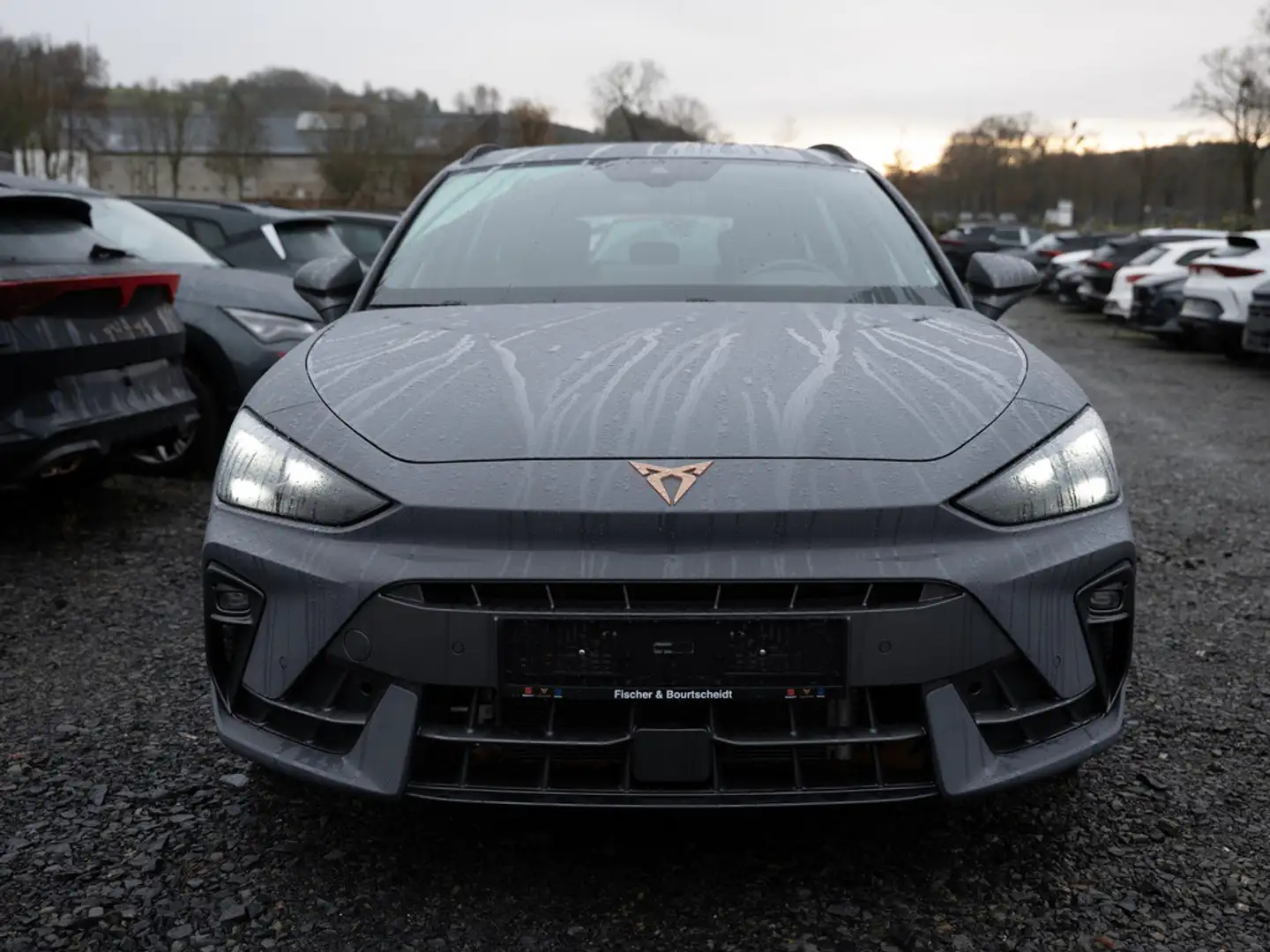 CUPRA Leon Sp 1.5 eTSI DSG NAVI PANO KAMERA LED SHZ Grau - 2