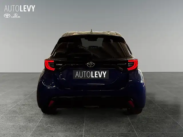 Toyota Yaris view 5