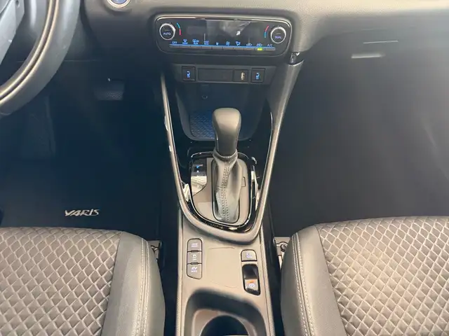 Toyota Yaris view 11