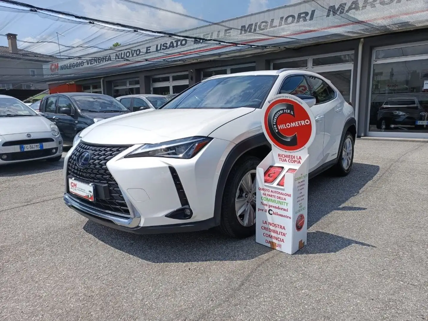 Lexus UX Full Electric UX Hybrid Business Weiß - 1