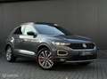 Volkswagen T-Roc 1.5 TSI Sport|Pano|Carplay|Virtual|ACC|Camer Grijs - thumbnail 3