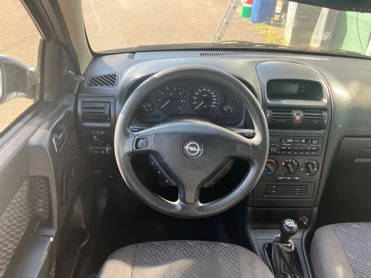 Opel Astra 1.8 Caravan Klima AHK Zahnriemen Neu, foto 9