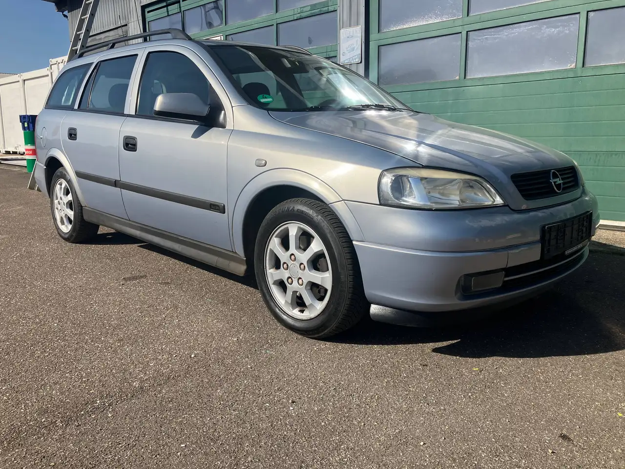 Opel Astra 1.8 Caravan Klima AHK Zahnriemen Neu, foto 2
