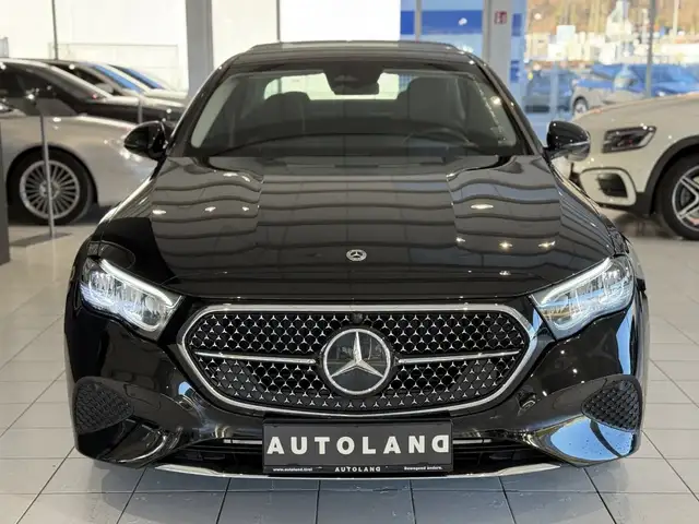 Mercedes-Benz E 220 d Avantgarde Advanced Panoramadach Ansicht 10