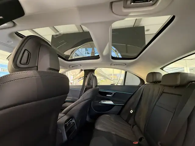 Mercedes-Benz E 220 d Avantgarde Advanced Panoramadach Ansicht 14