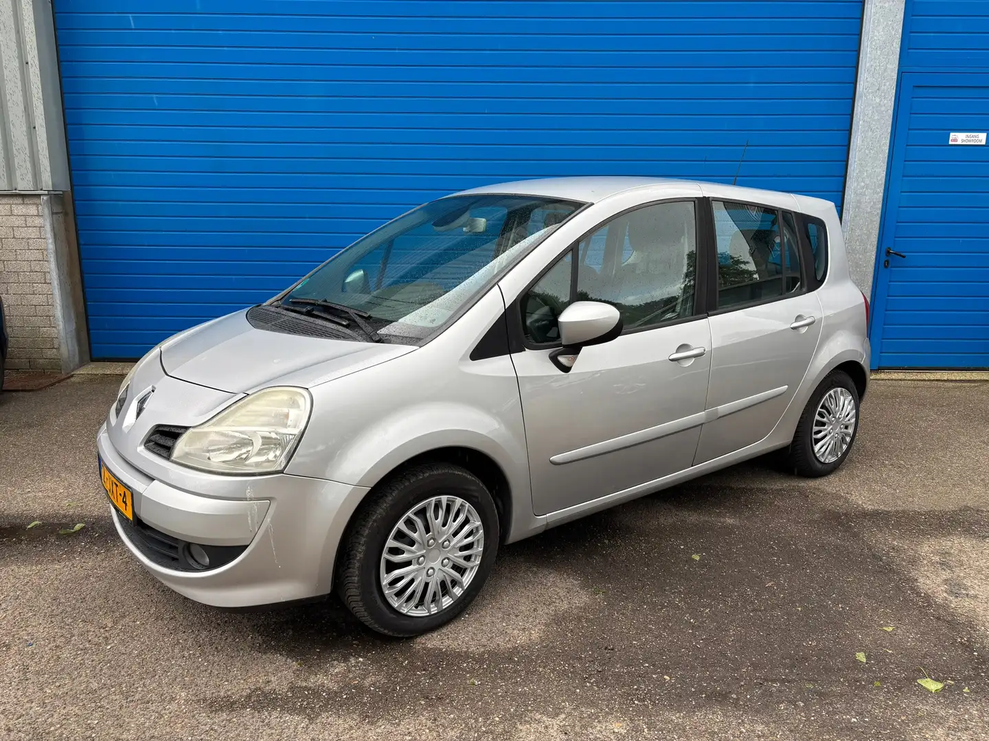 Renault Grand Modus 1.2 TCE Dynamique Grau - 2