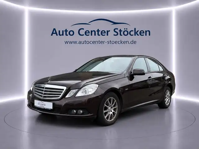 Mercedes-Benz E 220 E 220 CDI BlueEfficiency (212.002) AUTOMATIK / NAVI / PDC / ALU / SITZHEIZUNG /