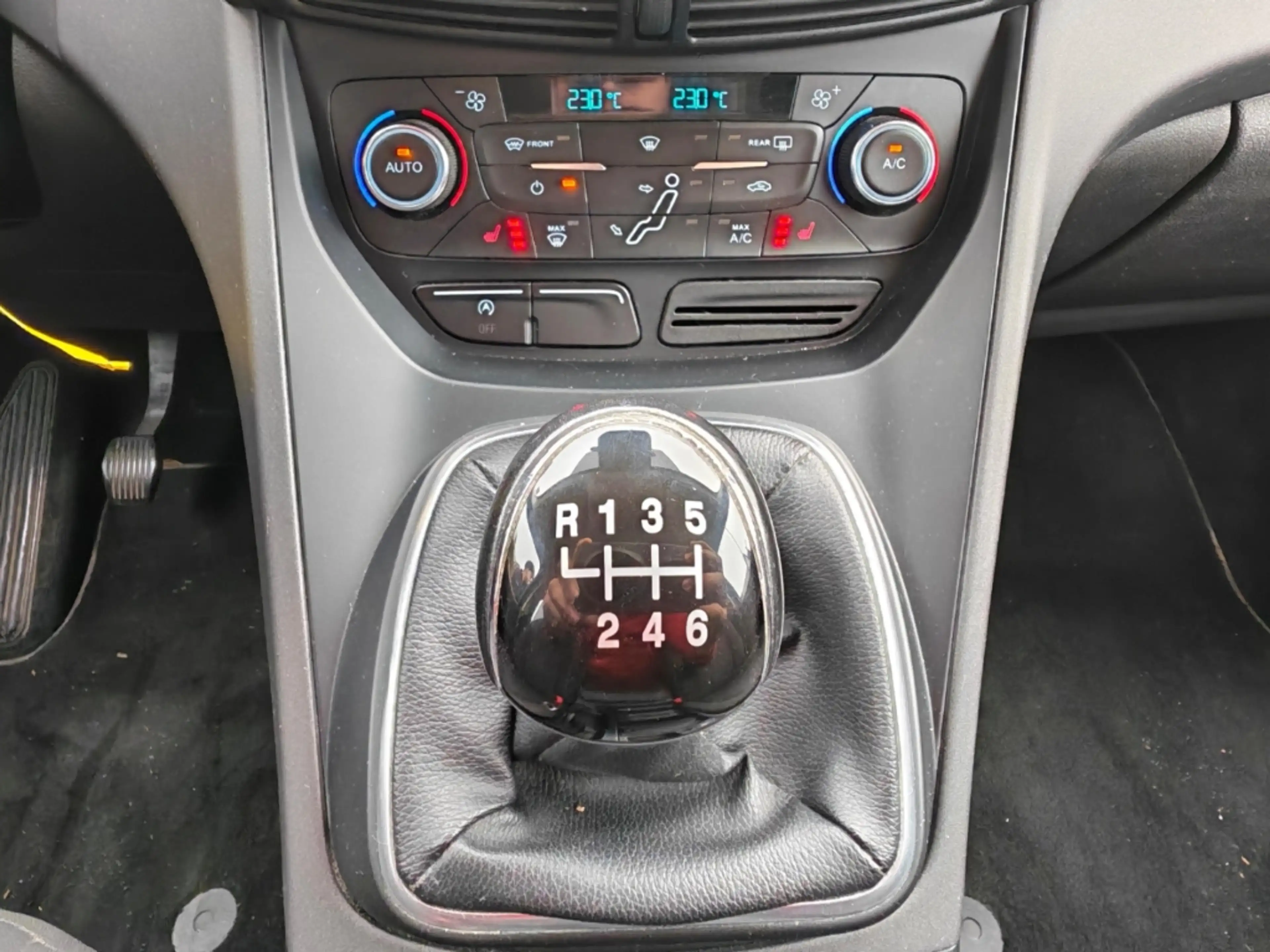 Ford C-Max Cool & Connect +Einparksensoren +Sitzheizung +behe — photo 13