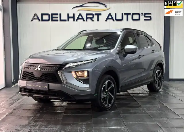 Mitsubishi Eclipse Cross 2.4 PHEV Automaat / Navigatie full map / Camera /