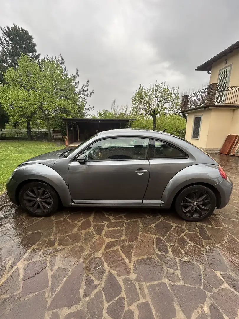 Volkswagen Maggiolino Cabrio 1.2 tsi Design 105cv - 1
