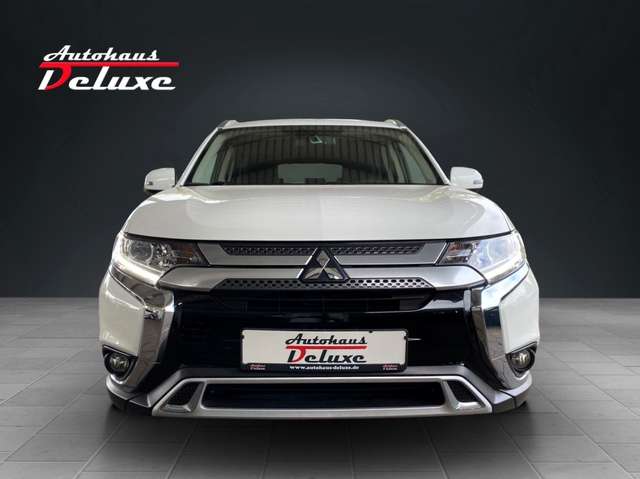 Mitsubishi Outlander 2,0 DIAMANT EDITION NAVI-KAMERA-LED