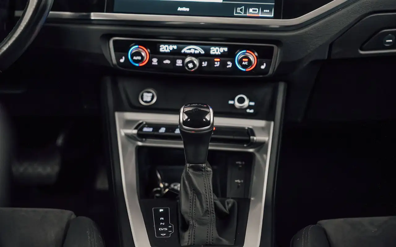 Audi Q3 Sportback 35 TFSI S line S tronic Incl. LED Keyless ACC Privacy Glass Camera, миниатюра 30