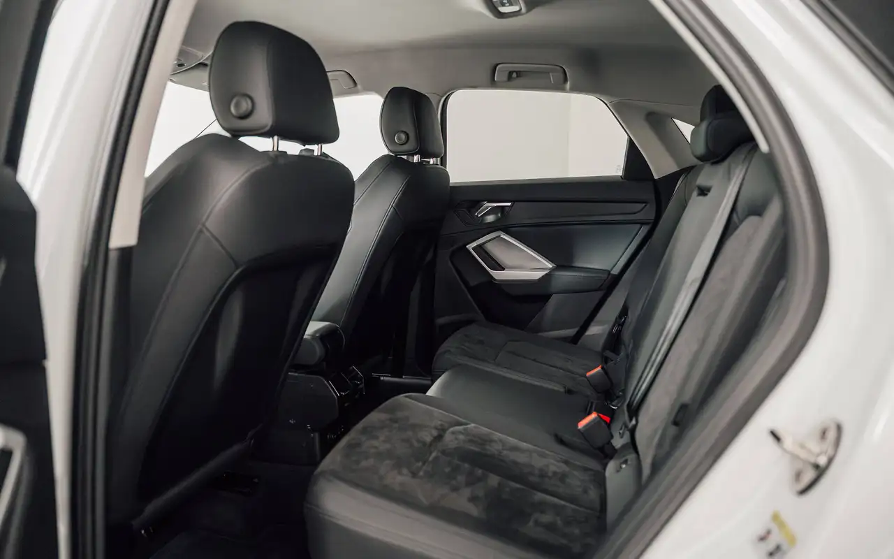 Audi Q3 Sportback 35 TFSI S line S tronic Incl. LED Keyless ACC Privacy Glass Camera, миниатюра 11