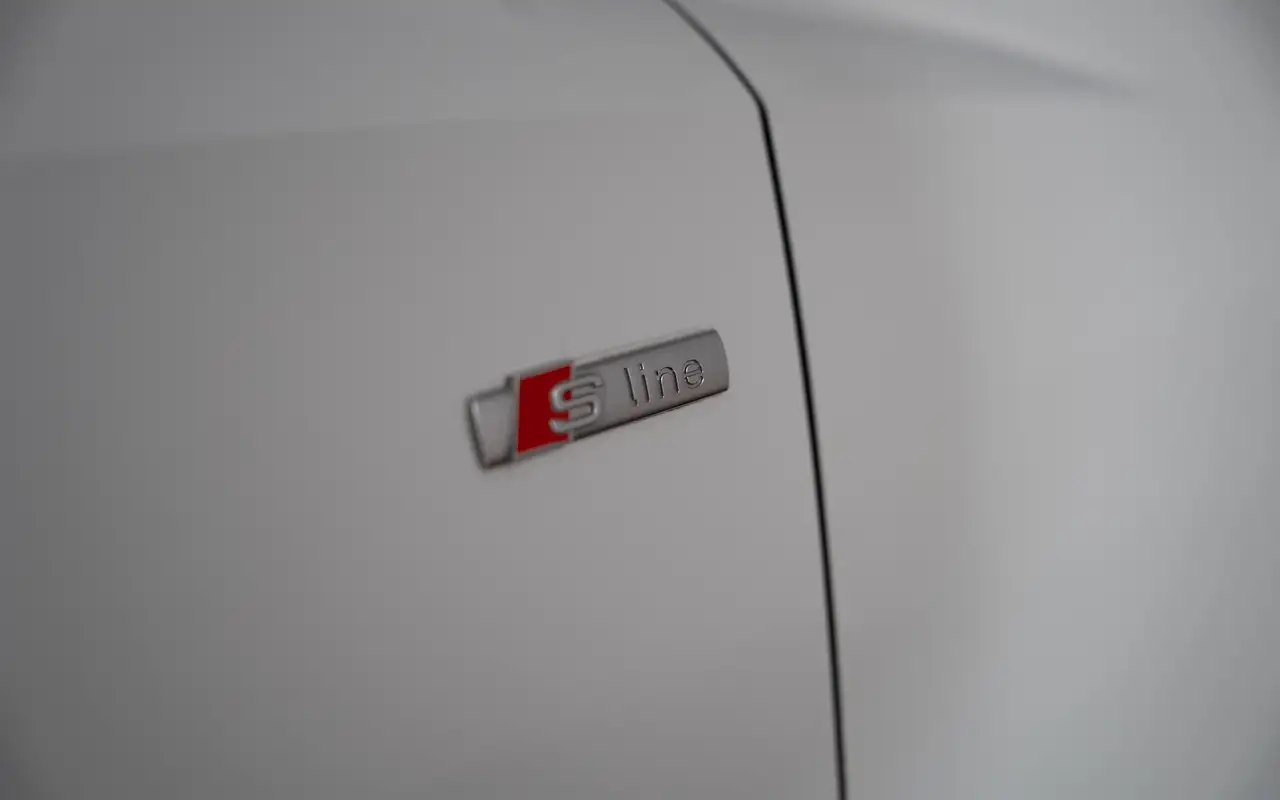 Audi Q3 Sportback 35 TFSI S line S tronic Incl. LED Keyless ACC Privacy Glass Camera, миниатюра 5