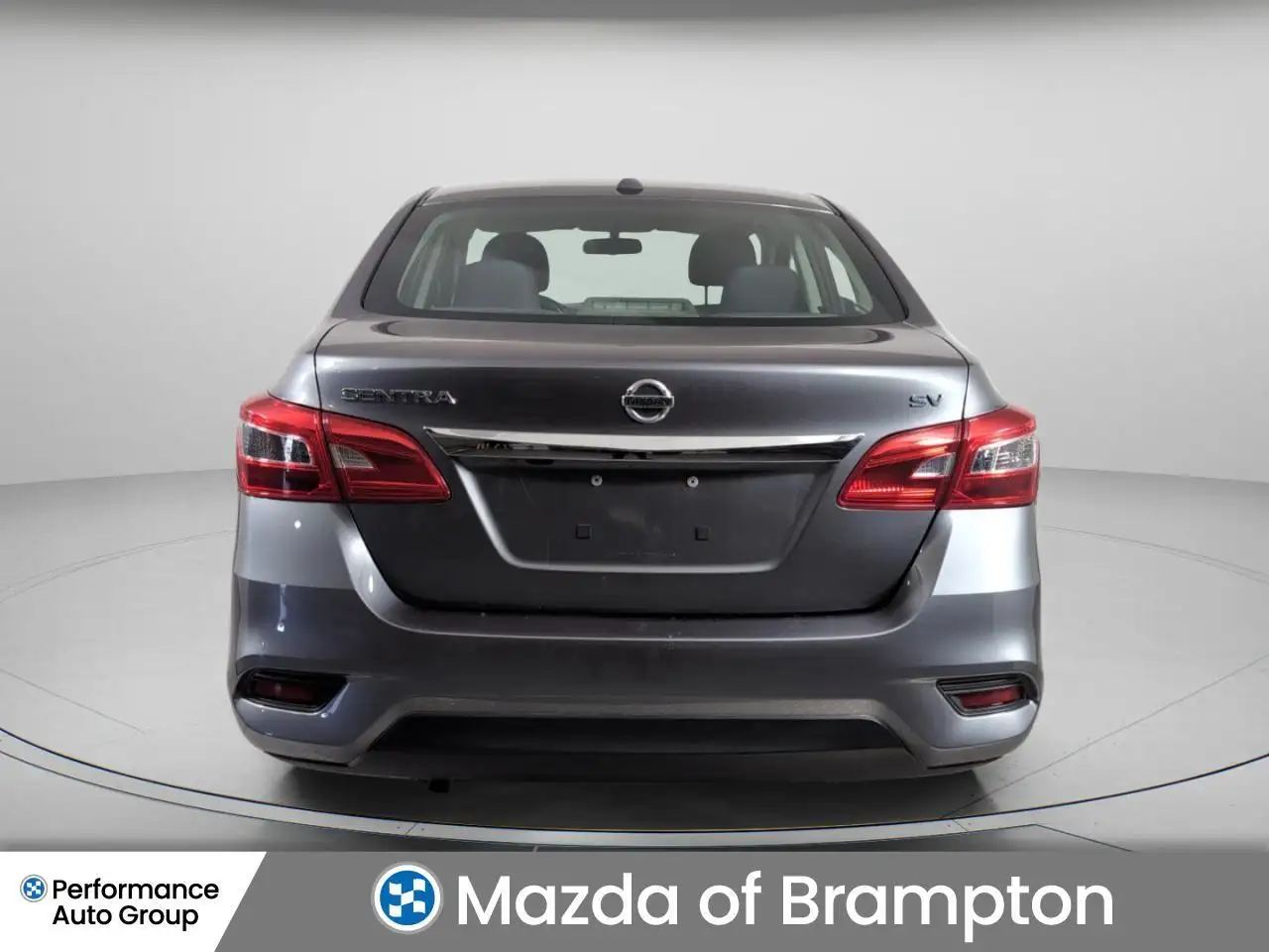 Nissan Sentra fotografie Nissan Sentra