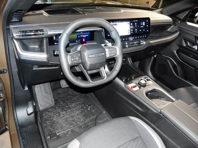 Jeep Compass view 5