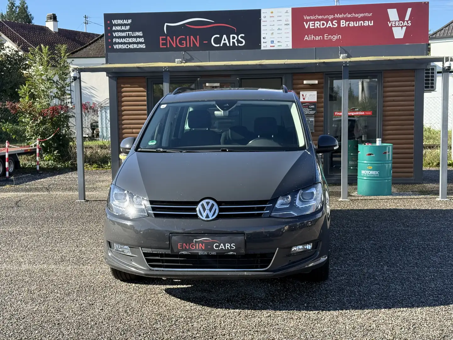 Volkswagen Sharan 2,0 TDI PDC/SZH/Navi/Abstandstempomat Gris - 2