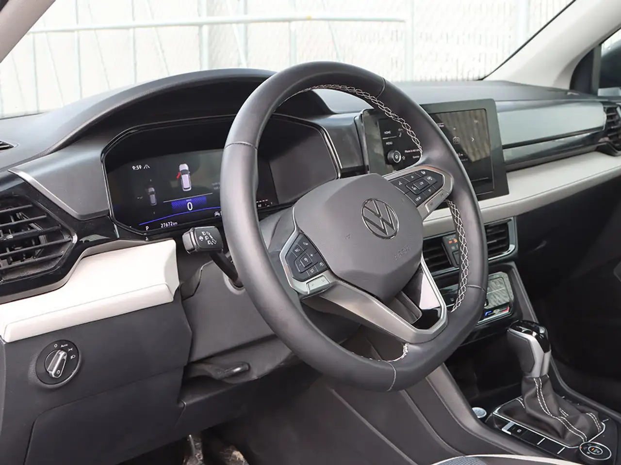Volkswagen Taos снимка Volkswagen Taos