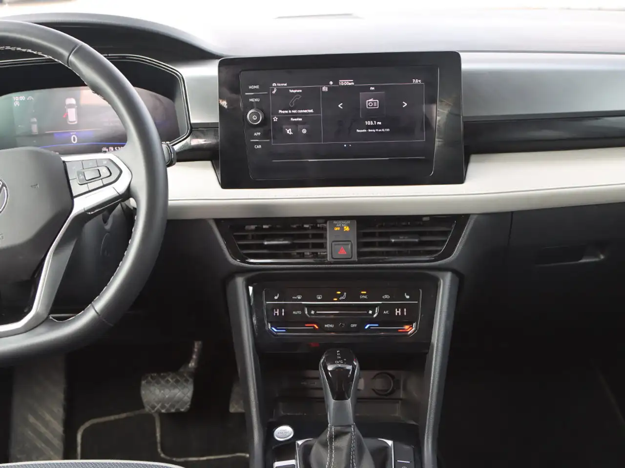 Volkswagen Taos снимка Volkswagen Taos