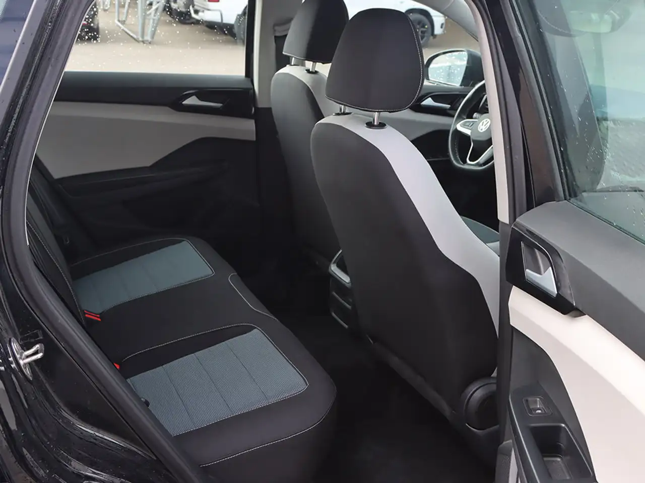 Volkswagen Taos снимка Volkswagen Taos