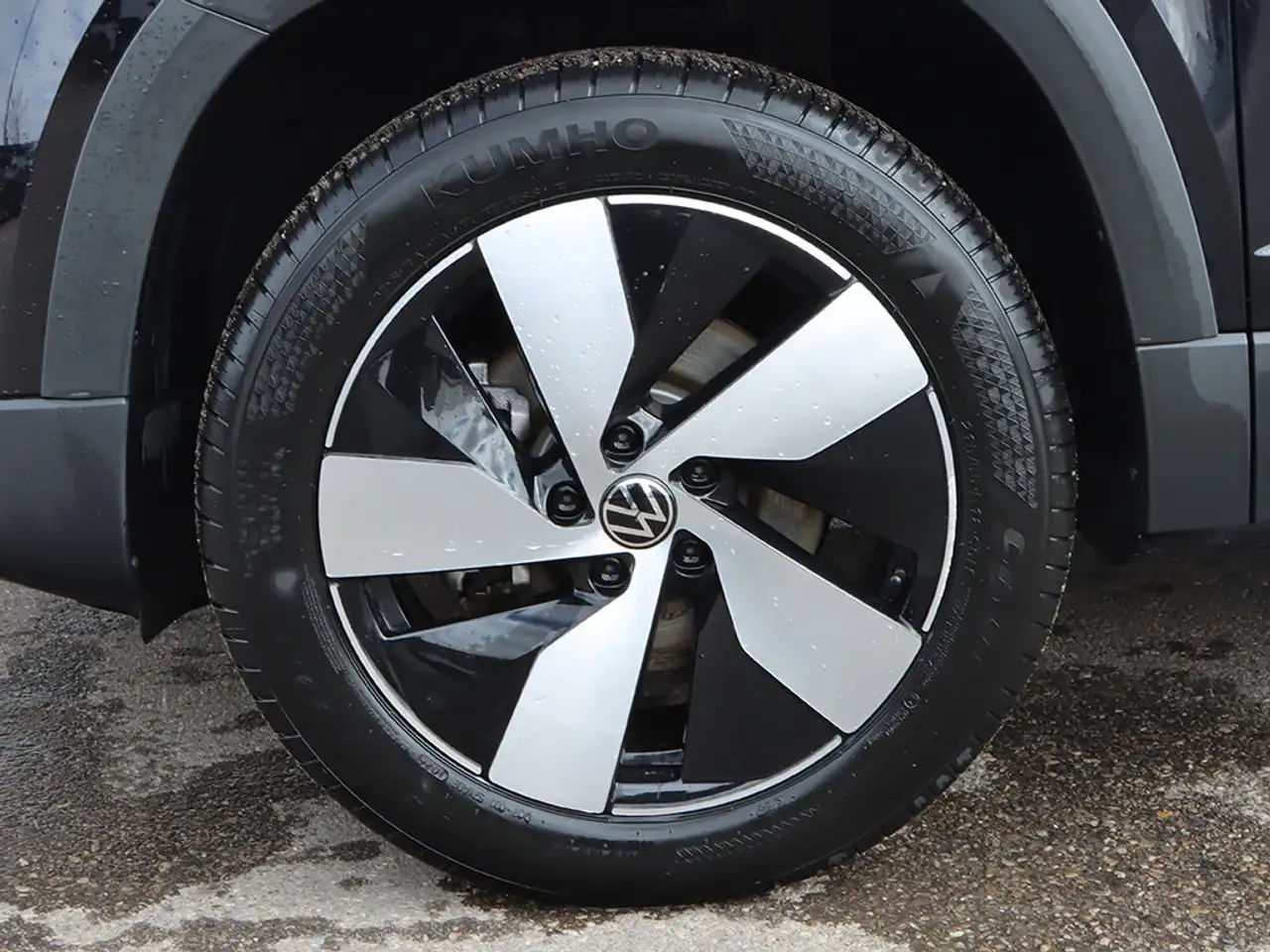 Volkswagen Taos снимка Volkswagen Taos