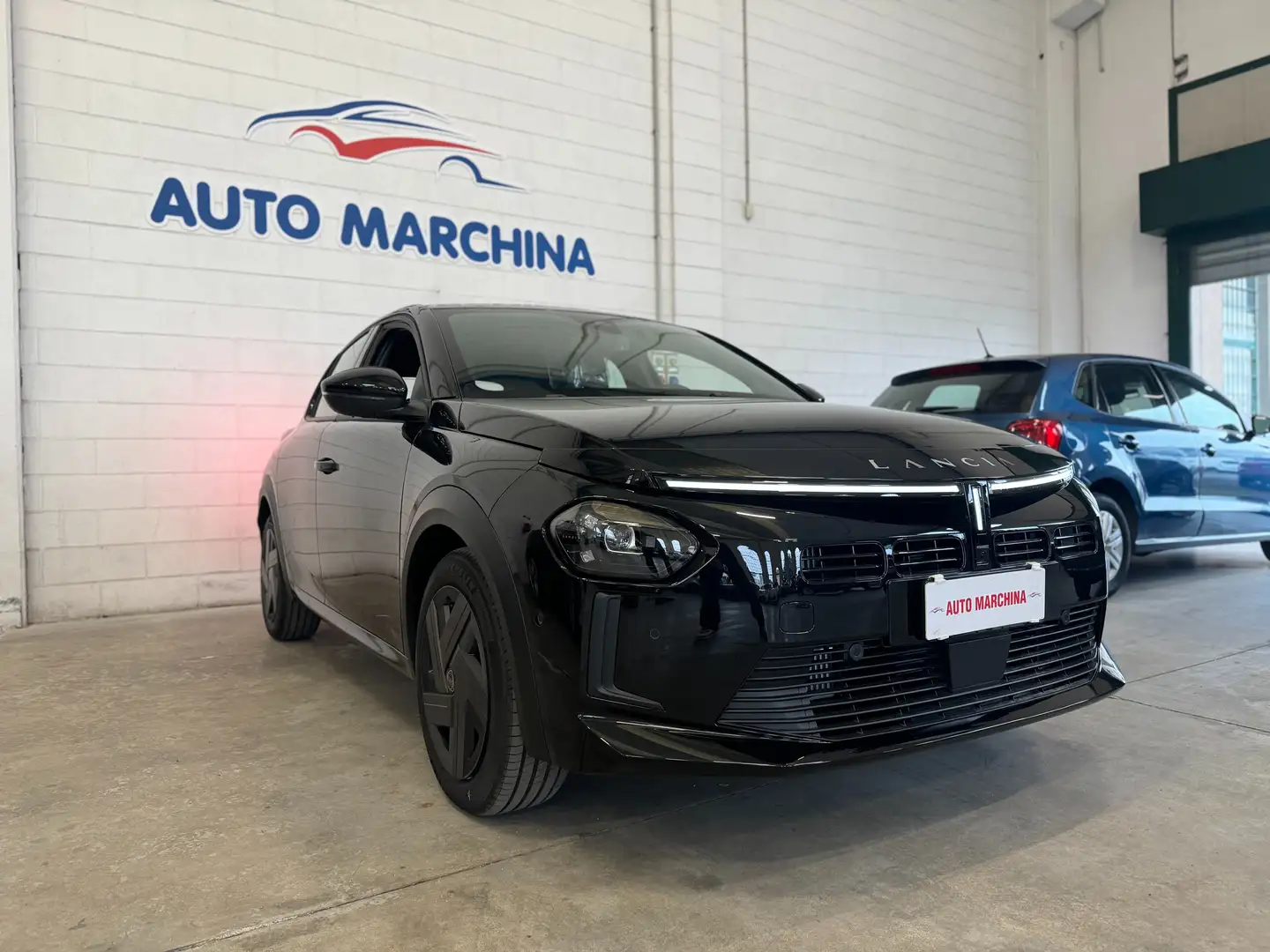Lancia Ypsilon 1.0 MYLD-HYBRID NUOVI NEOPATENTATI OK Nero - 1