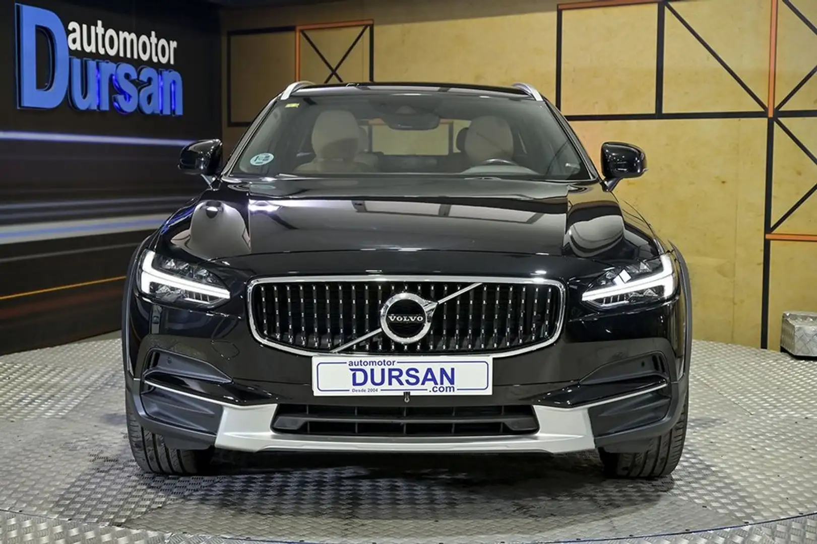 Volvo V90 2.0 D4 AWD Auto Zwart - 2