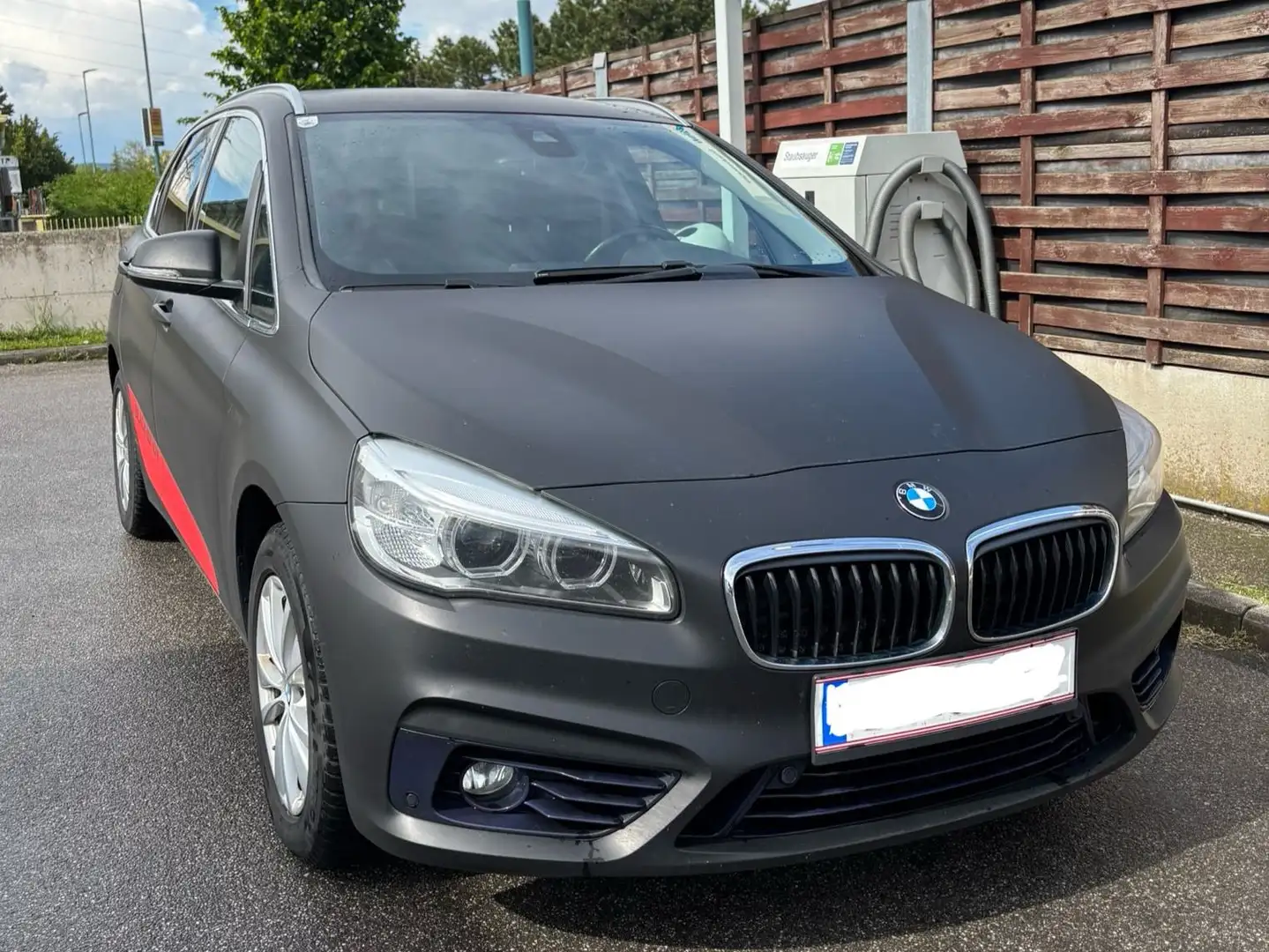 BMW 218 BMW 2er-Reihe Active Tourer 218d xDrive Sport Line Schwarz - 2