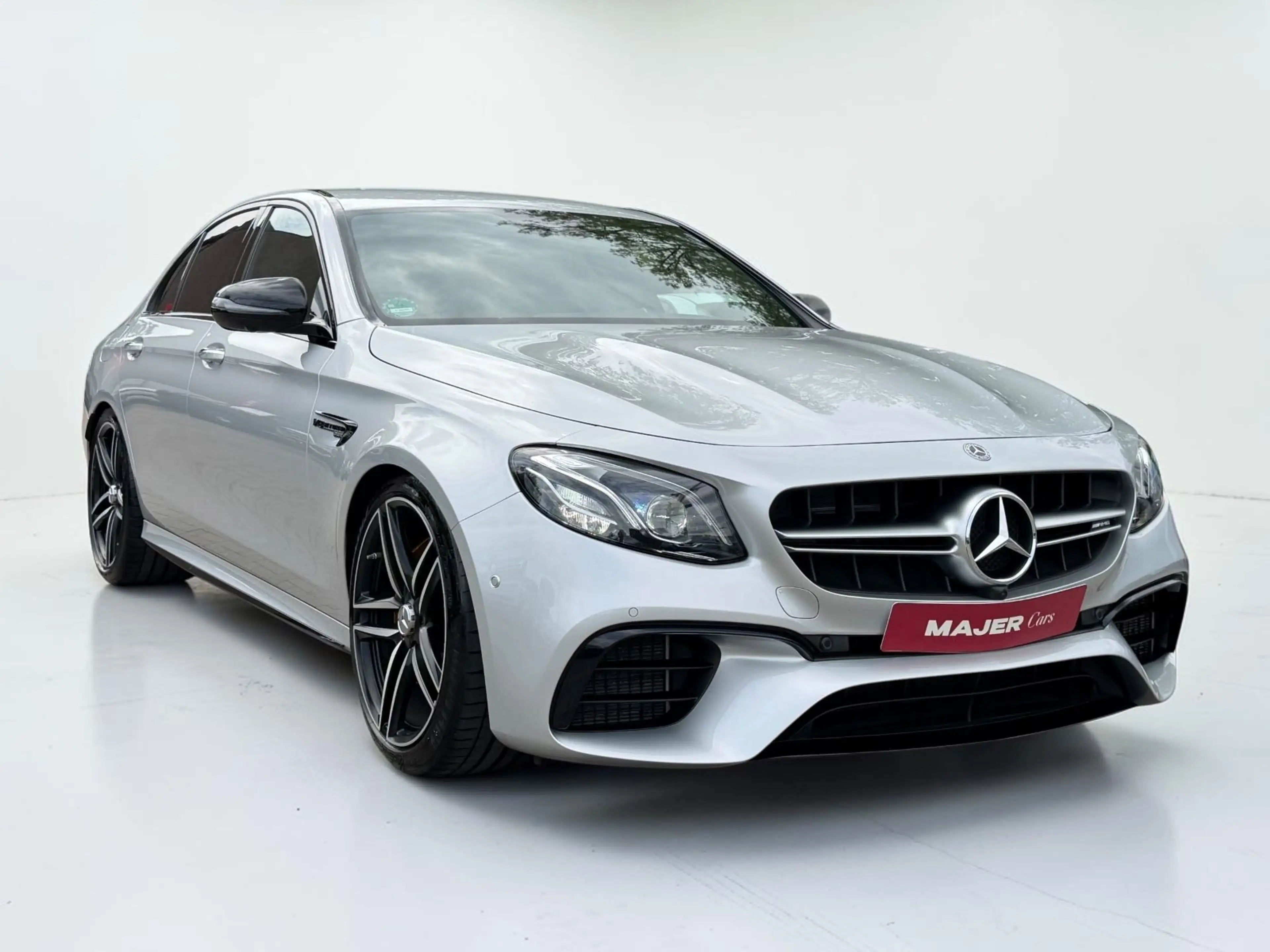 Mercedes-Benz E 63 AMG E 63s AMG 4Matic+*PANO*KERAMIK*BURMESTER*360°LED — photo 4