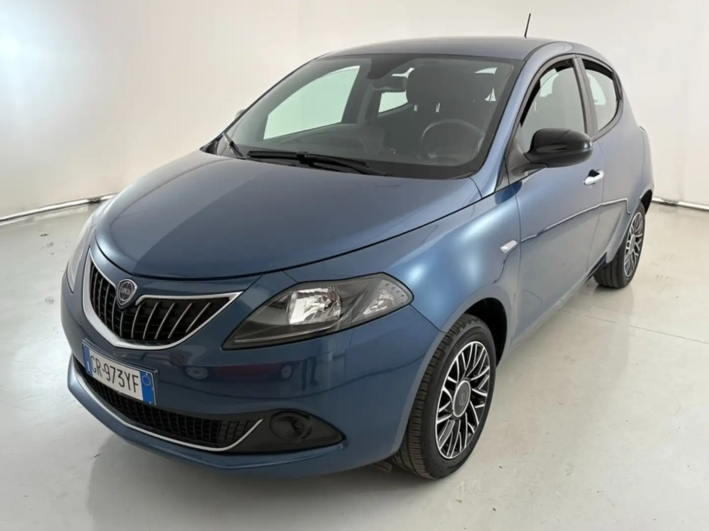 Lancia Ypsilon 1.0 FireFly Hybrid Platino Blauw - 1