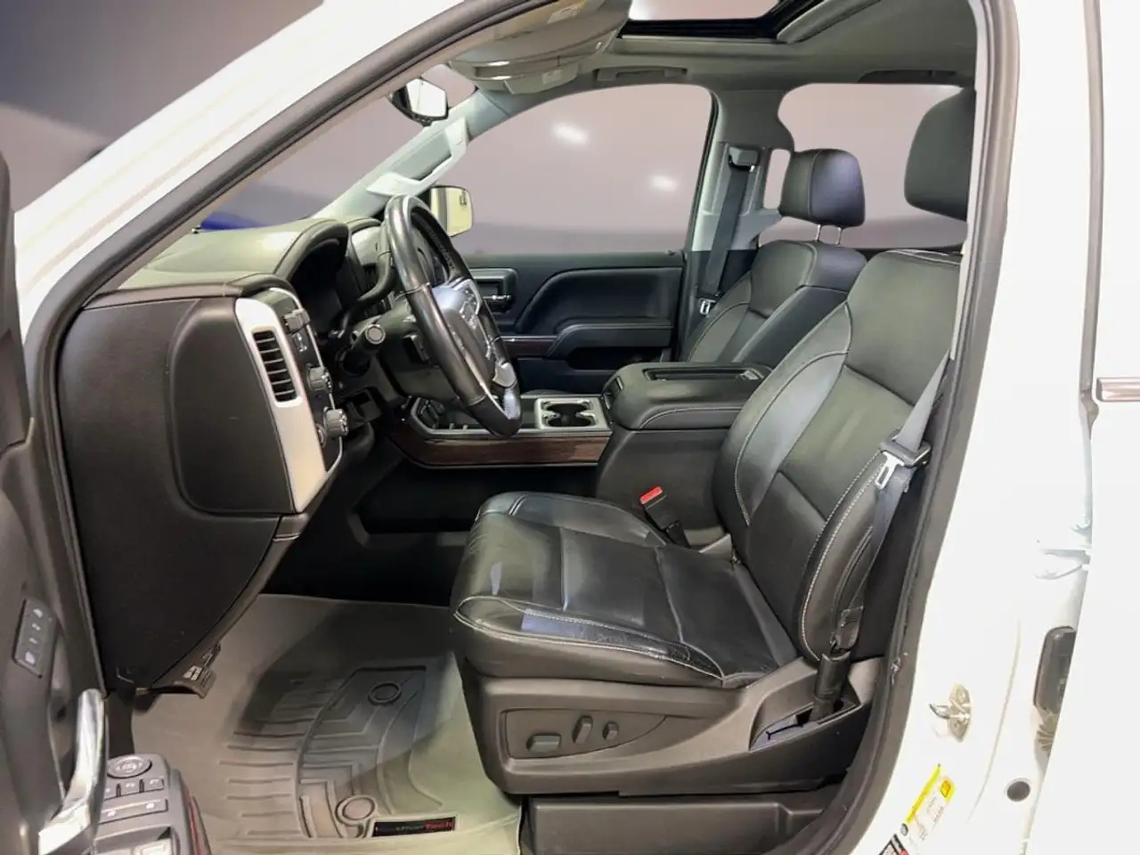 GMC Sierra 1500 снимка GMC Sierra 1500