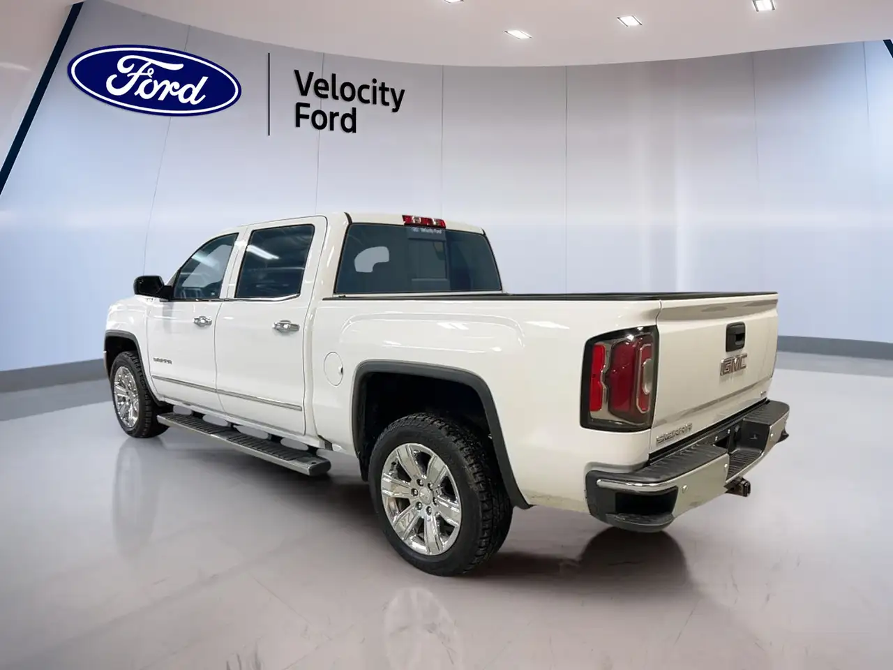 GMC Sierra 1500 снимка GMC Sierra 1500