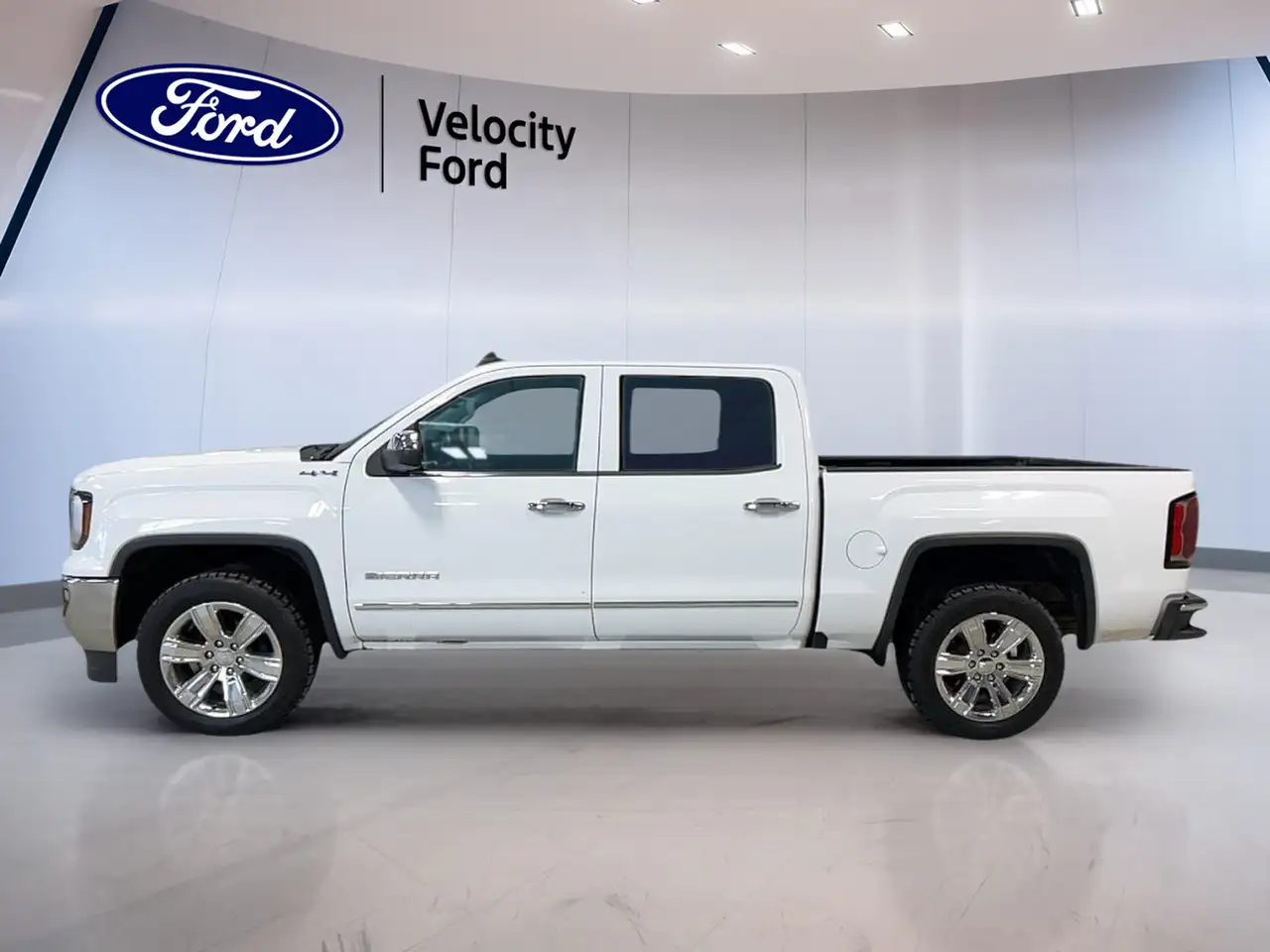 GMC Sierra 1500 снимка GMC Sierra 1500
