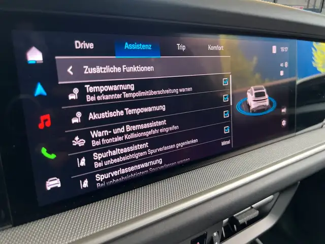 Porsche Cayenne view 13