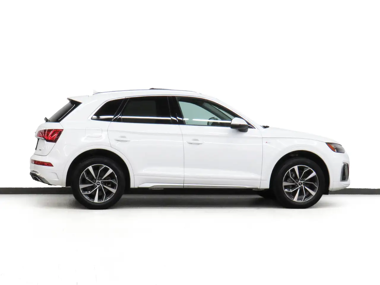 Audi Q5 снимка Audi Q5