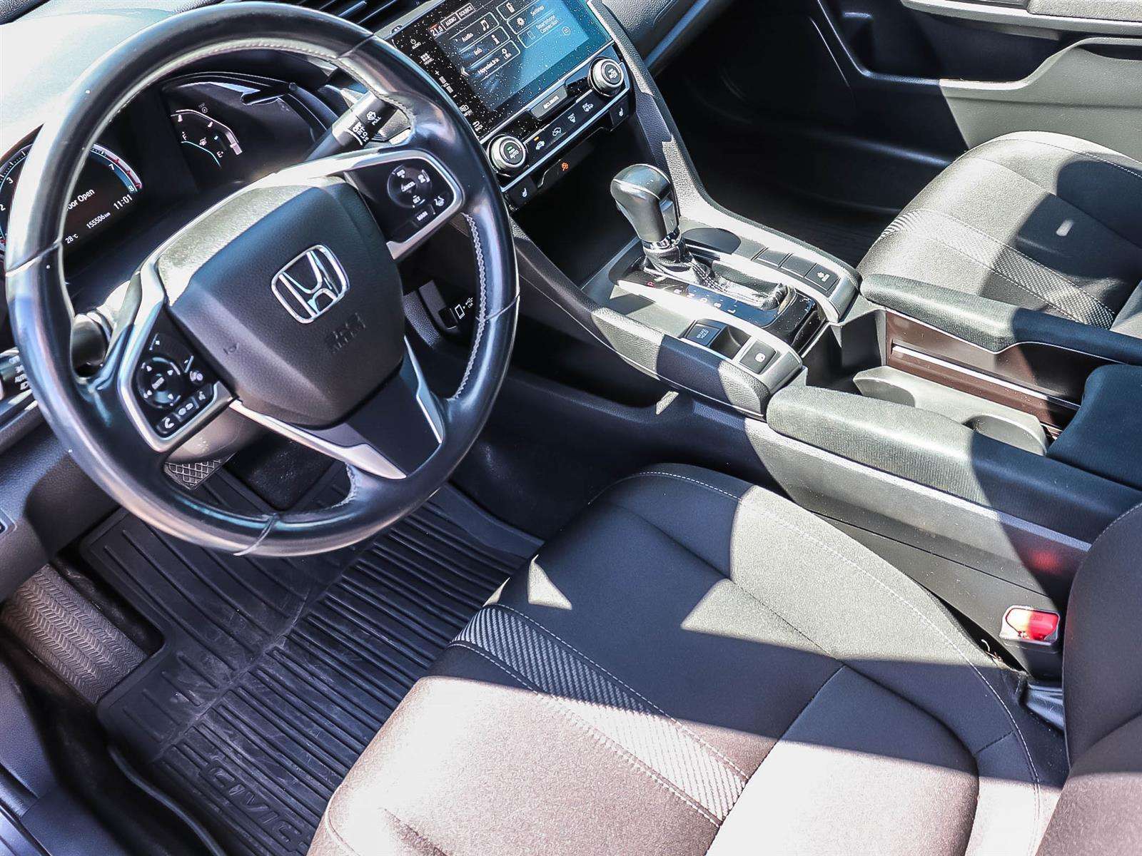 2018 Honda Civic SE thumb 9