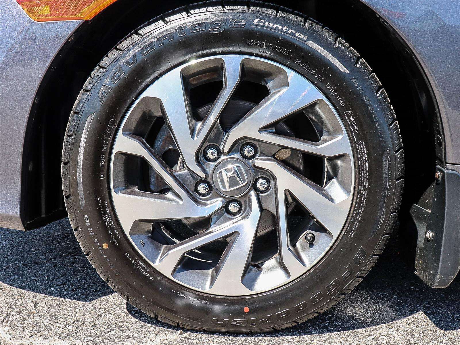 2018 Honda Civic SE thumb 6