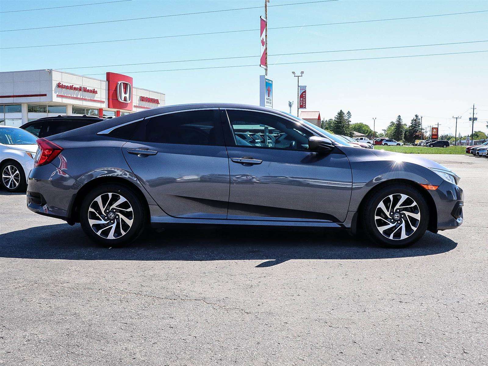 2018 Honda Civic SE alt 3