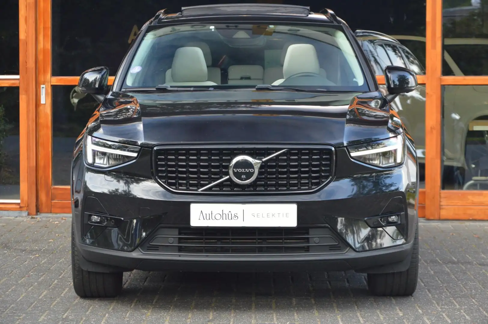 Volvo XC40 T5 Hybride Ultimate Dark | 360° Camera | Stoel + S Zwart - 2