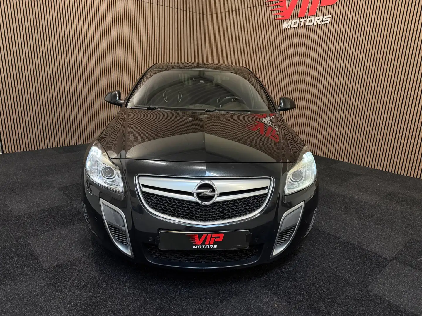 Opel Insignia 2.8 T OPC 4x4 Zwart - 2