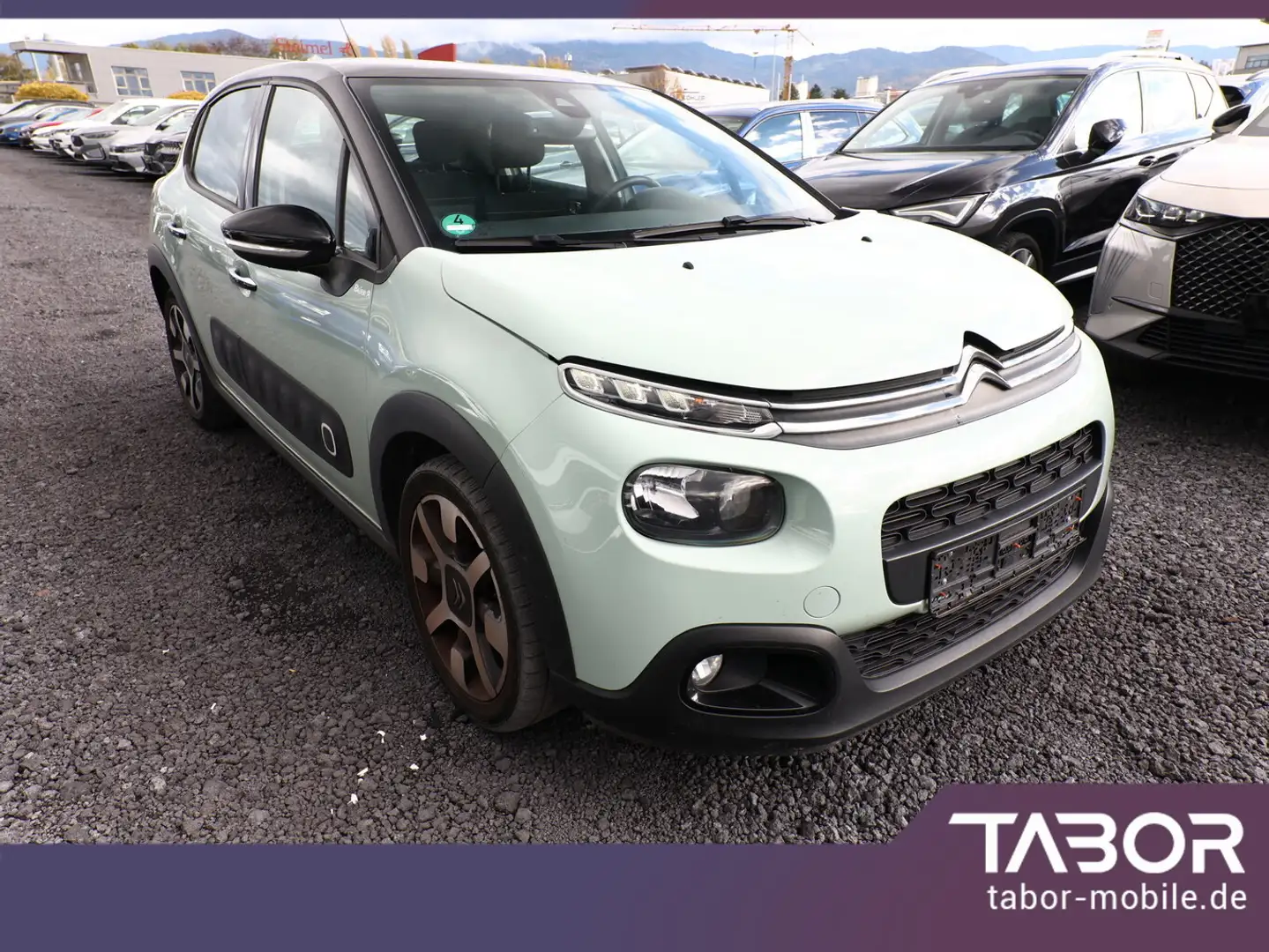 Citroen C3 1.2 PT 110 Aut. Shine Nav 17Z KeyLess Kam PDC Grün - 2