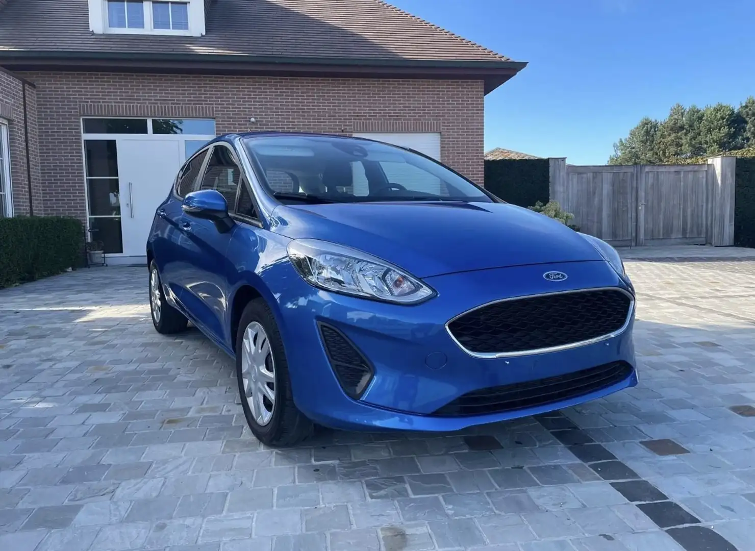 Ford Fiesta 1.1 TREND Blauw - 1