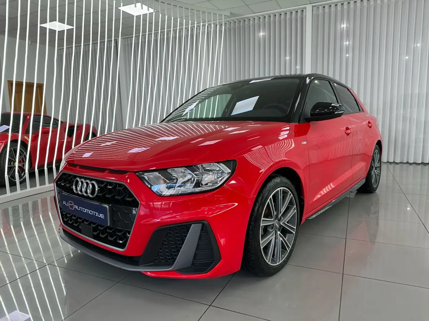 Audi A1 Sportback 30 TFSI S line Rojo - 1