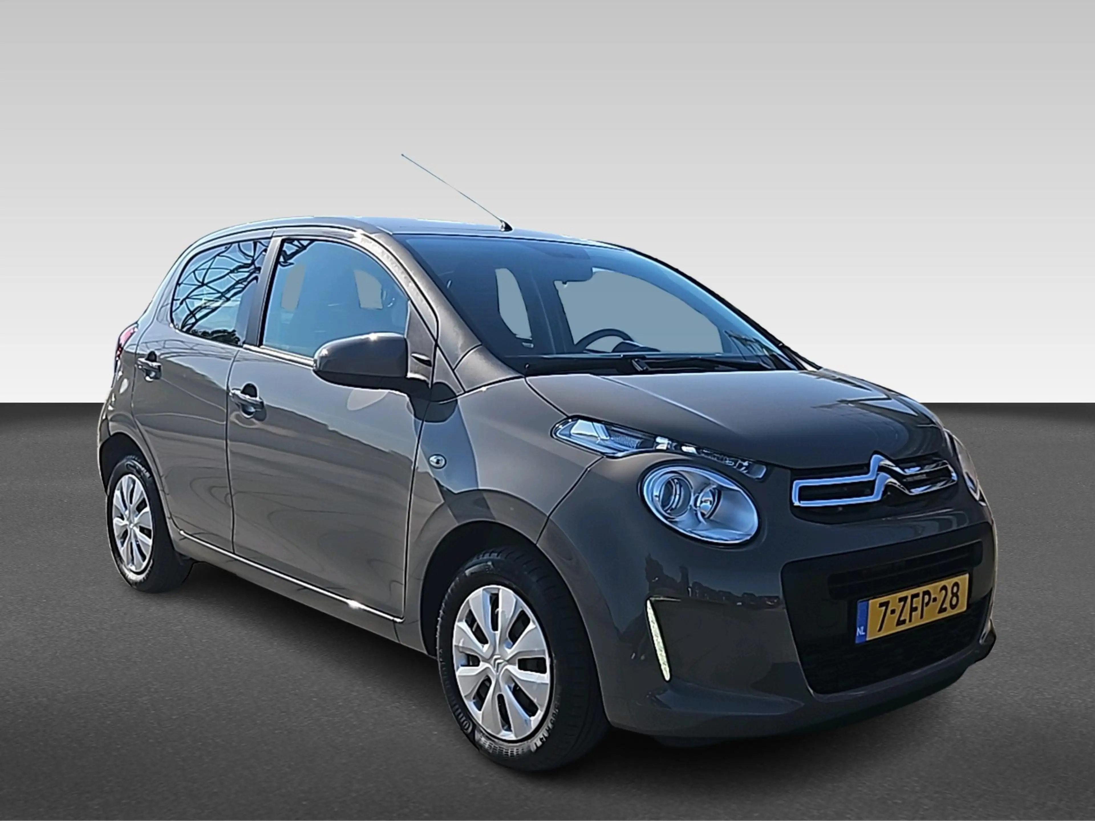 Citroen C1 1.0 e-VTi Feel | Achterbank in delen neerklapbaar — photo 3