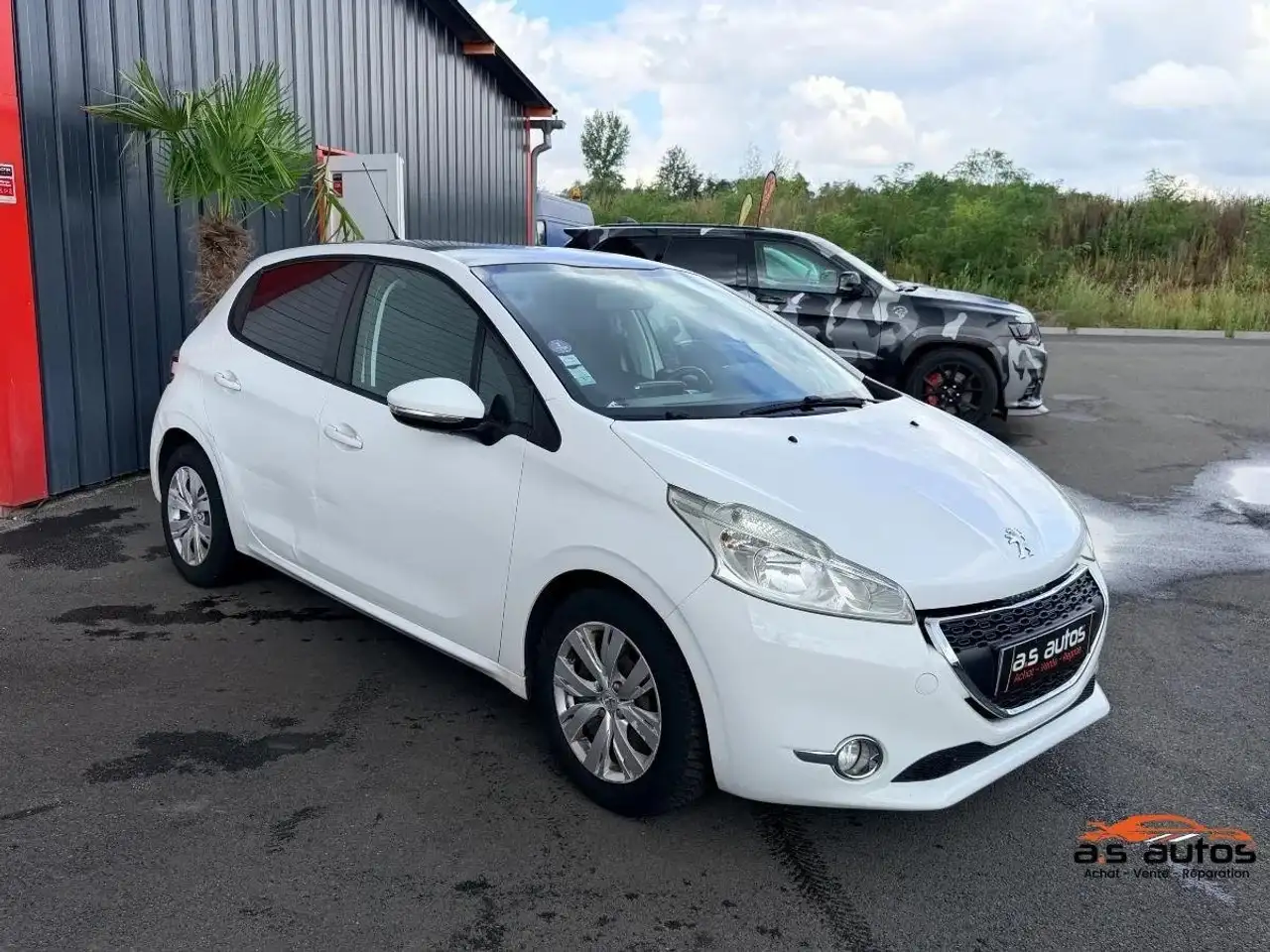 Peugeot 208 208 — photo 2